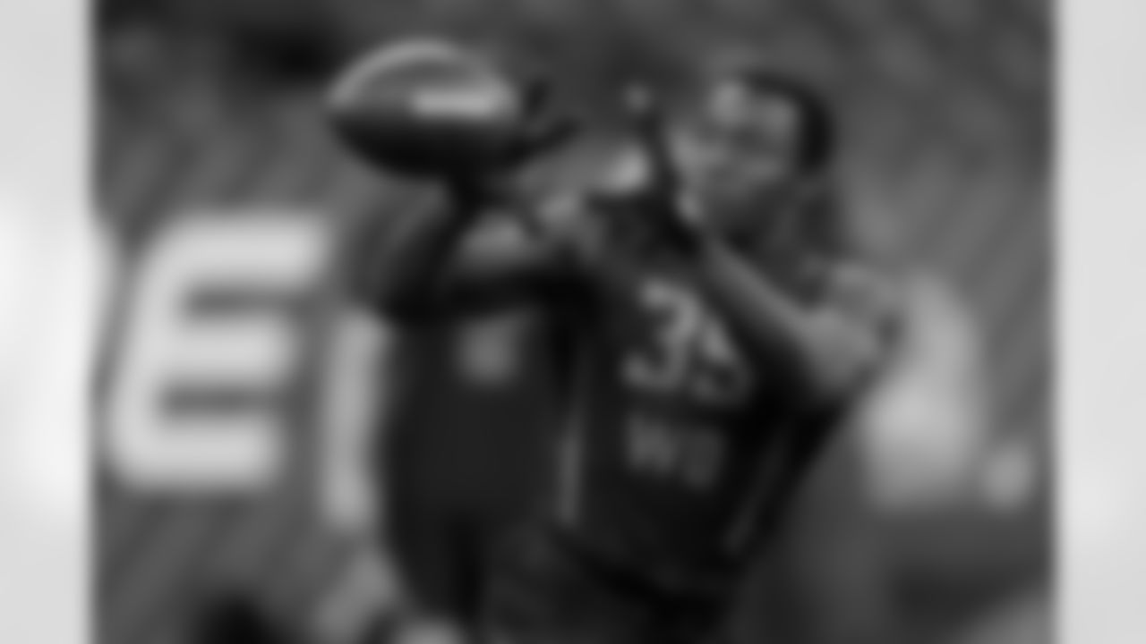 Oklahoma State wide receiver James Washington was selected with the 60th pick in the 2018 NFL Draft by the Pittsburgh Steelers.