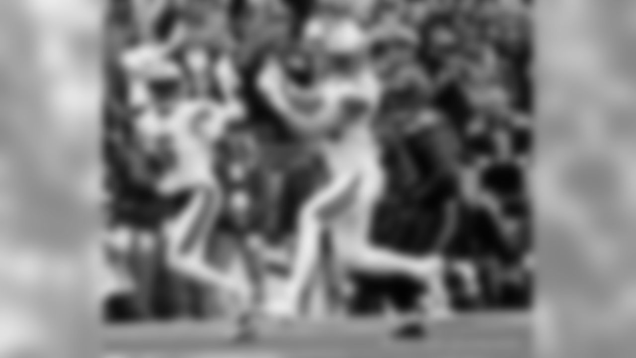 Game action photos of the New Orleans Saints taking on the Seattle Seahawks in week 3 of the 2019 NFL season.