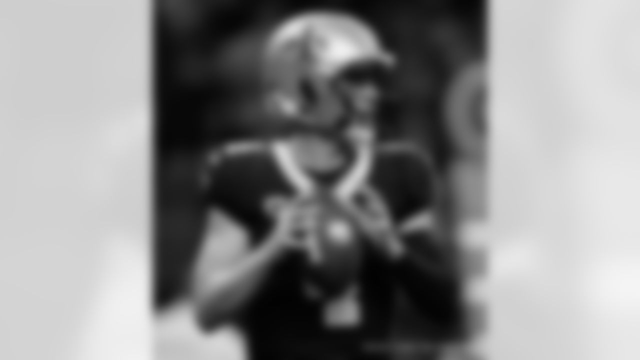 Check out the game action from the New Orleans Saints game against the Tennessee Titans in Week 1 of the 2023 NFL season including quarterback Derek Carr (4).