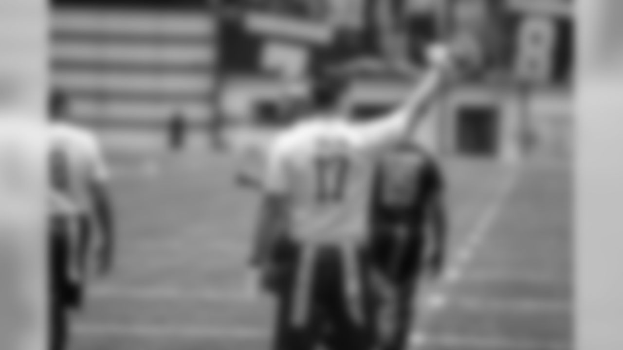 Gallery_NOPDFlagFootball0917192560x144059