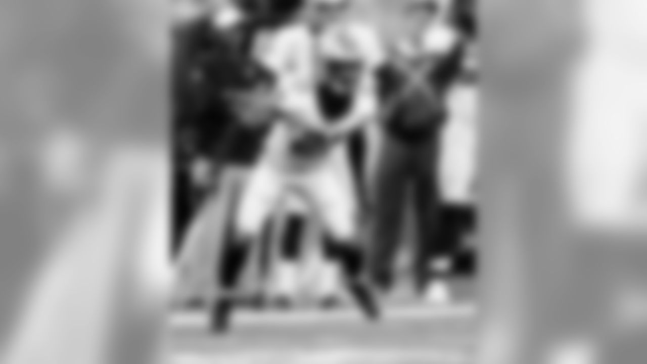 2019 Saints Pre Season
Vikings 35 Saints 24 (L)
2019 New Orleans Saints
All Images Copyright Michael C. Hebert