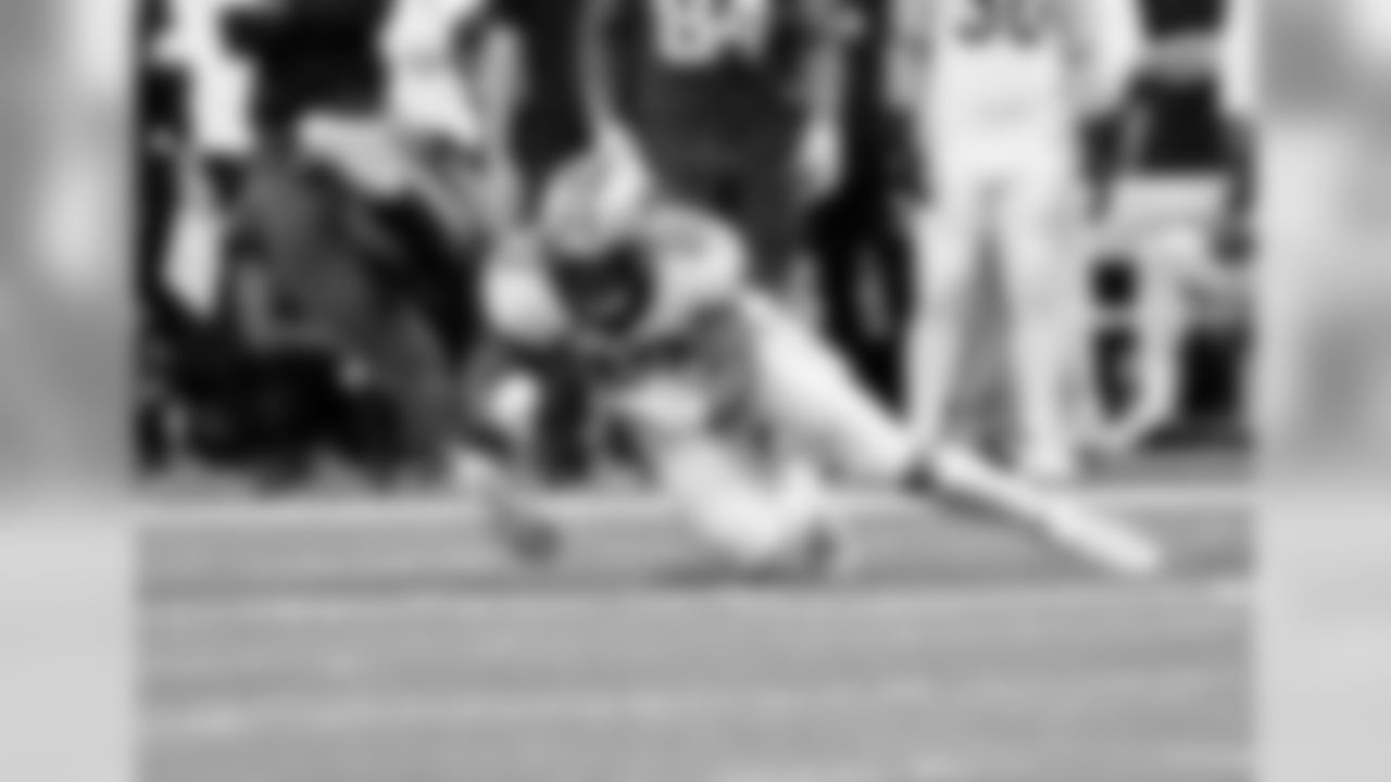 The New Orleans Saints and Minnesota Vikings battle it out in the Wild Card matchup at the Mercedes-Benz Superdome.