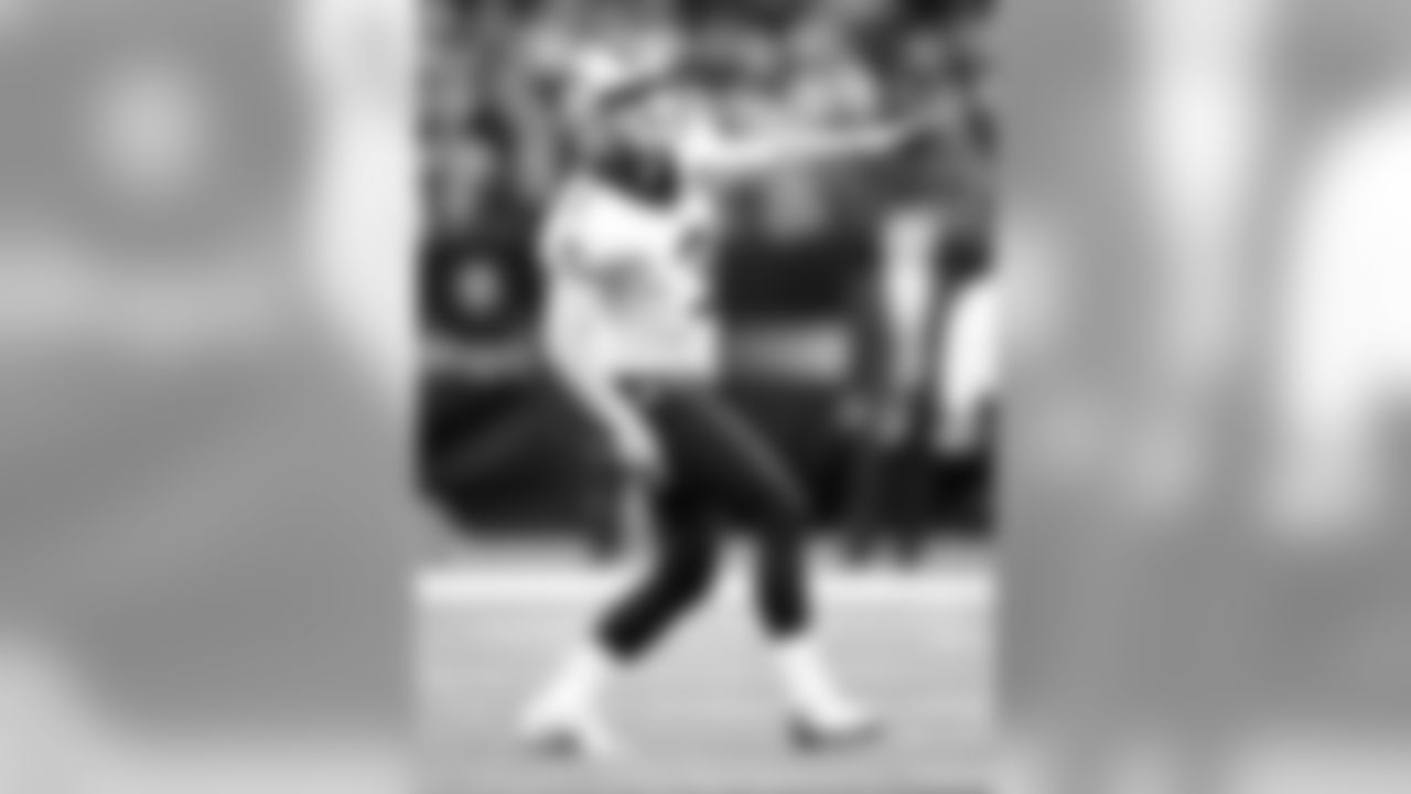 Saints 43 - Redskins 19 (W)
New Orleans Saints 2018 Season
Michael C. Hebert