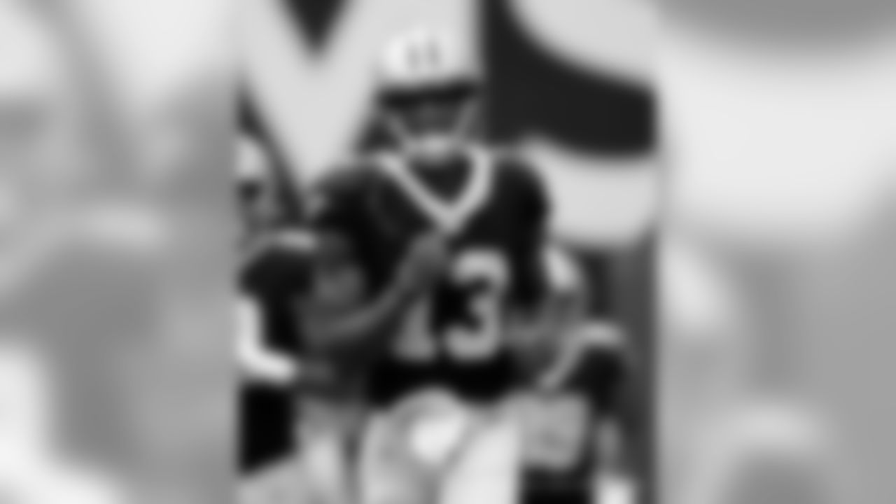 RAMS 27 - SAINTS 9 (L) 1-0
2019 New Orleans Saints
All Images Copyright Michael C. Hebert