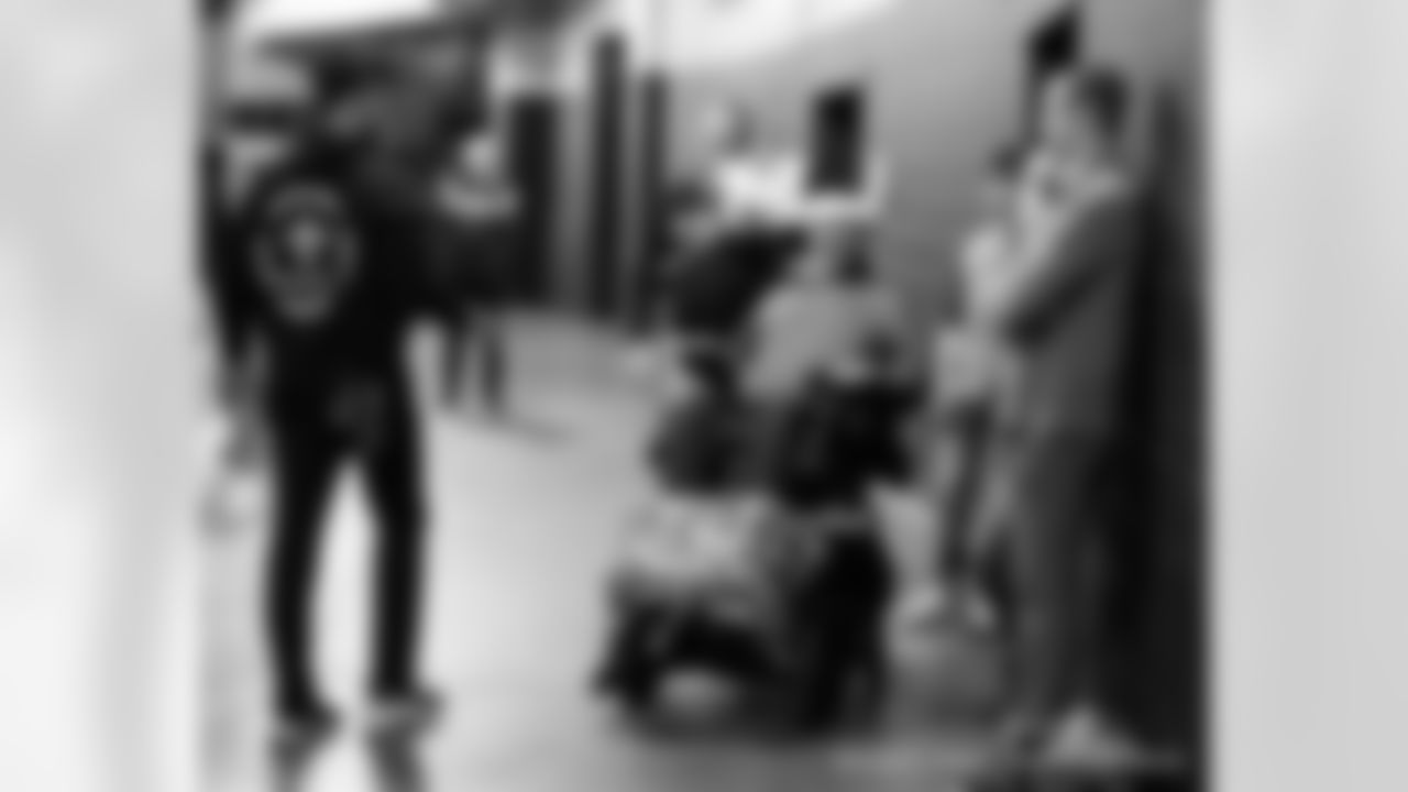 Check out the team arrivals and preparations from the New Orleans Saints ahead for their Week 15 matchup against the Atlanta Falcons.