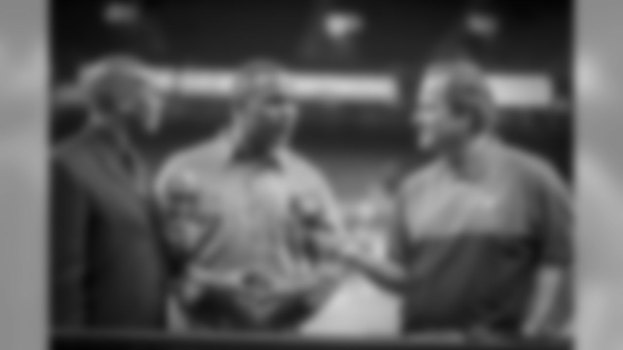 Gallery-Champions-2560-1440-612_1