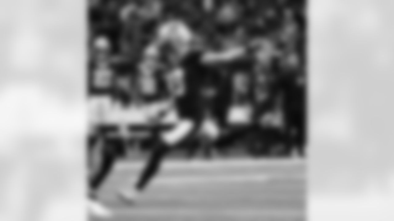 Check out the game action shots from the New Orleans Saints game against the Tampa Bay Buccaneers in Week 4 of the 2023 NFL season including kicker Blake Grupe (19).