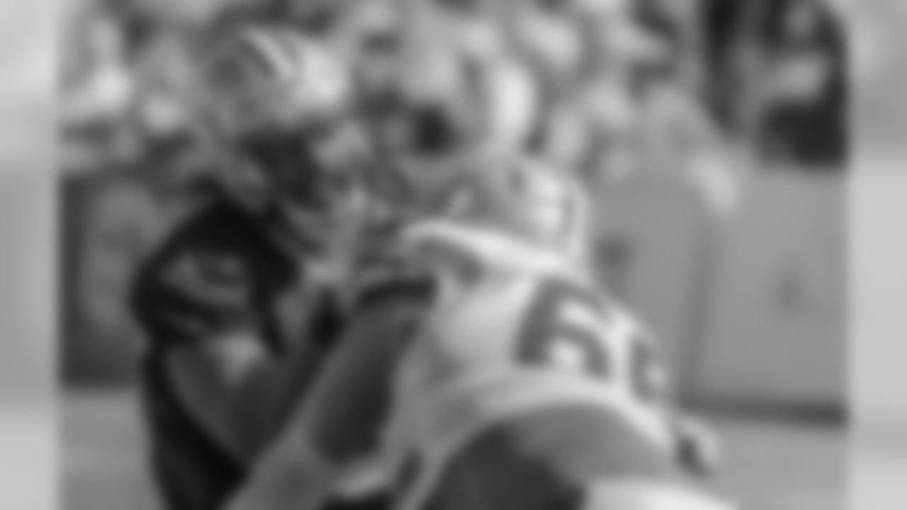 92 DT John Jenkins