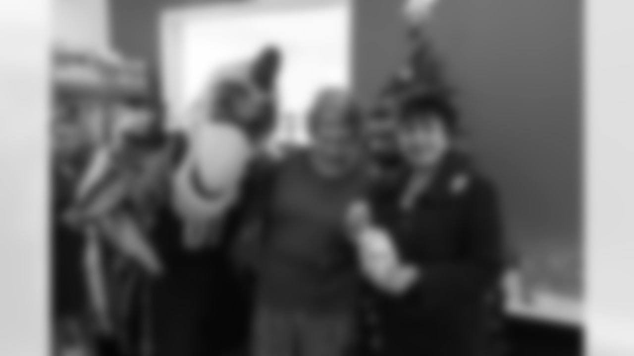 New Orleans Saints owner and Pelicans governor Gayle Benson attended the holiday party of the Bastion community and gifted Rouses gift cards to 58 families on Thursday, December 15 as part of her 2022 Month of Giving for the holiday season.