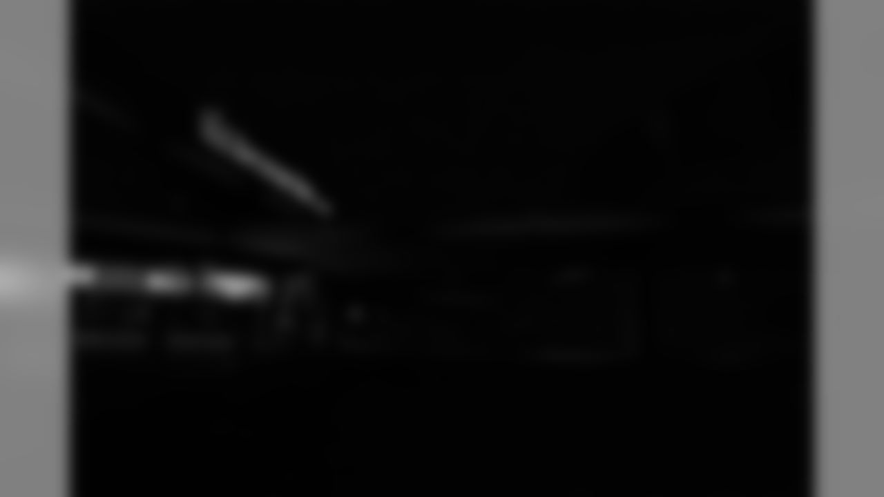 Gallery_Superdome_bluelights_04032002