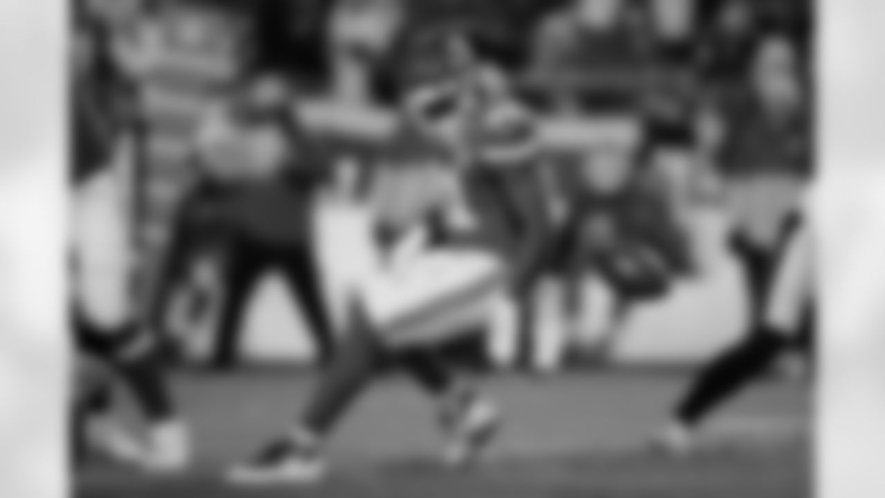 New Orleans Saints announced that they have signed running back Darrel Williams on Tuesday, August 15, 2023. Check out Darrel in action with the Arizona Cardinals and Kansas City Chiefs and during his NFL career.
