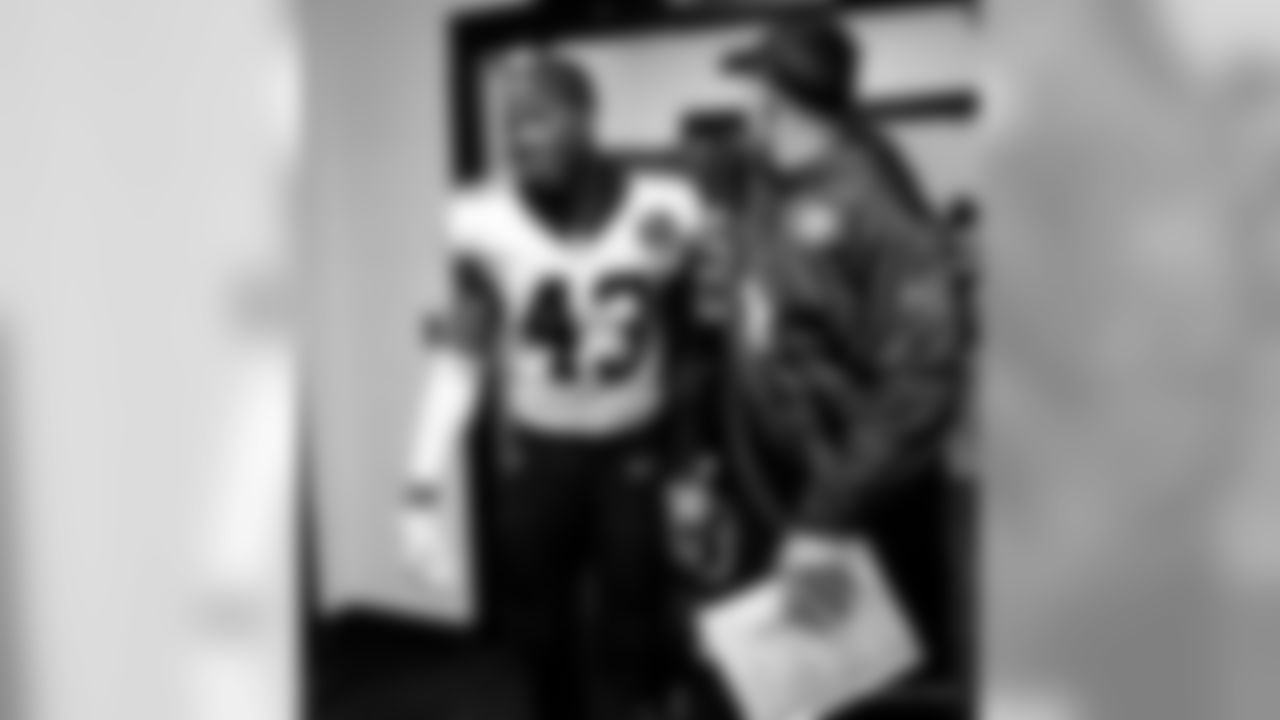 Gallery-Reg-Wk7-Saints-Ravens-Locker-Room-102118-011