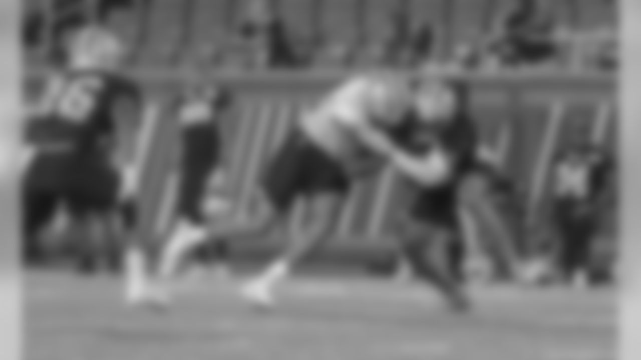 Gallery-training-camp-Tulane-2560x14401895