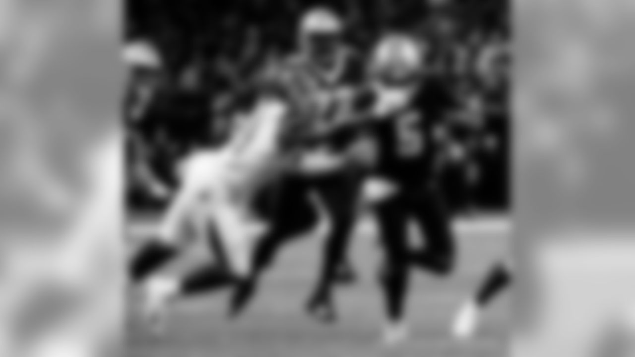Check out the game action between the New Orleans Saints and Tampa Bay Buccaneers in Week 5 at the Mercedes-Benz Superdome.