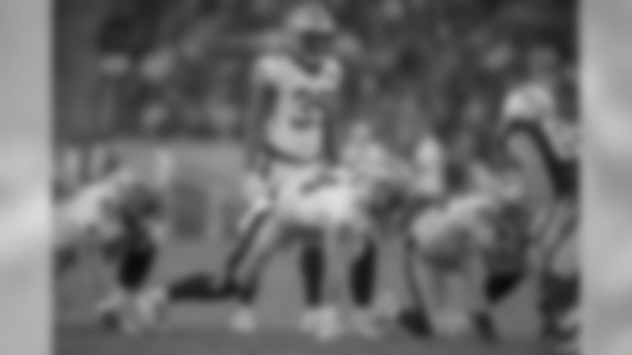 Gallery-saints-chargers-psgame3-2560x1440-3389