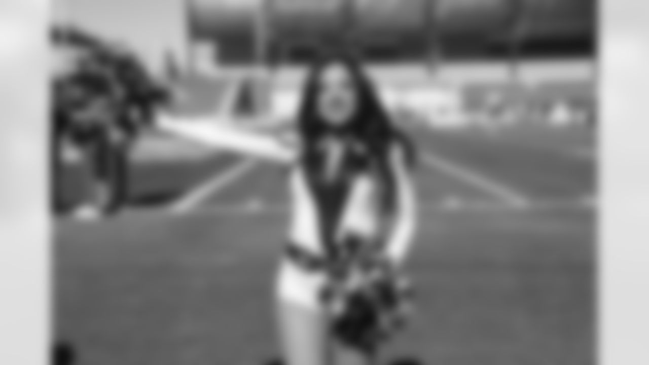 Follow Saints Cheer Krewe member Kassidi through her cheerleading adventure at the 2022 NFL Pro Bowl in Las Vegas, Nevada.