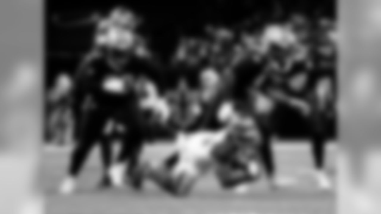 Check out the game action between the New Orleans Saints and Tampa Bay Buccaneers in Week 5 at the Mercedes-Benz Superdome.