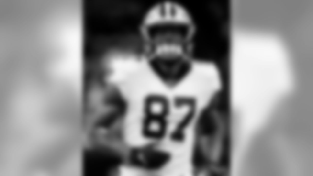 The New Orleans Saints and Minnesota Vikings battle it out in the Wild Card matchup at the Mercedes-Benz Superdome.