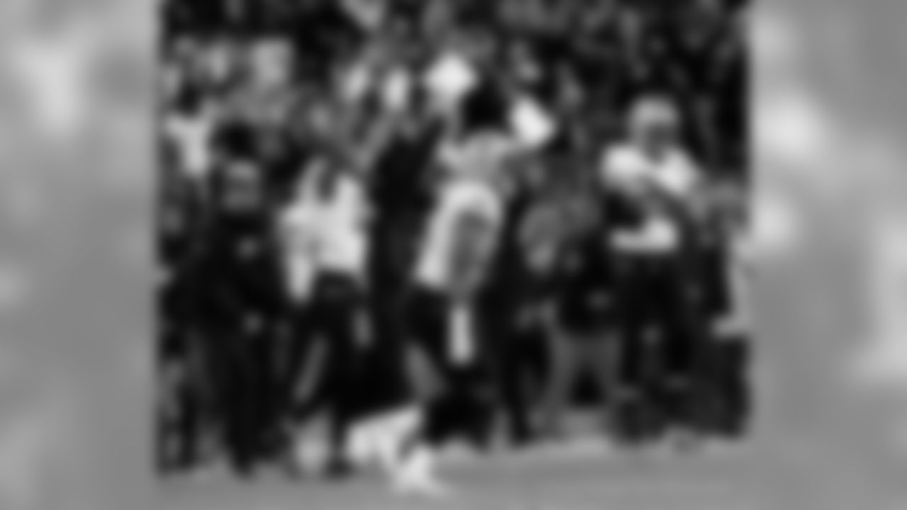Saints 12 - Carolina 9 (W)
New Orleans Saints 2018 Season
Michael C. Hebert