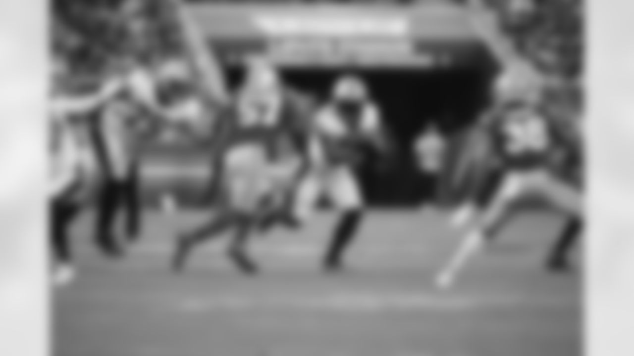 Check out photos of New Orleans Saints running back Mark Ingram in action throughout the 2022 season.