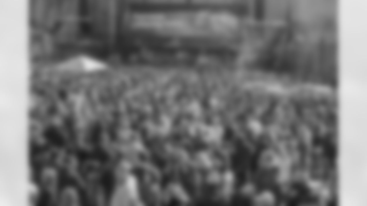 Gallery-fans-2560-14400200