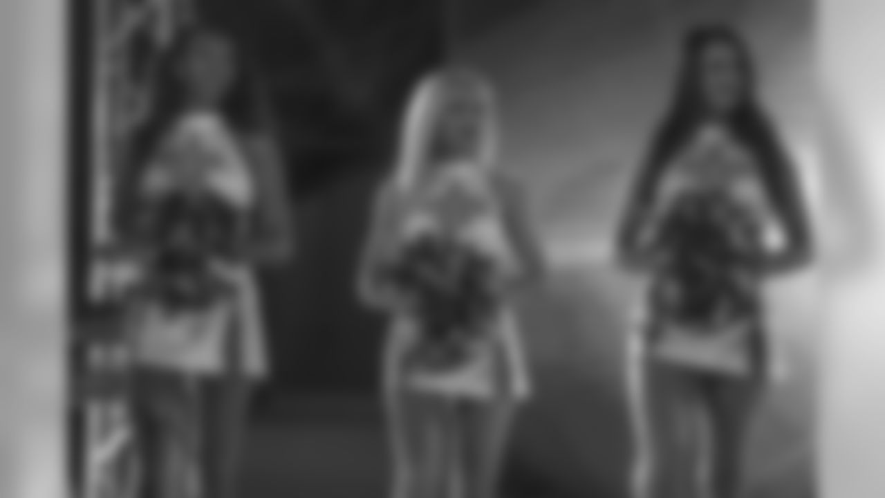Gallery-Fans-2560-1440-0750