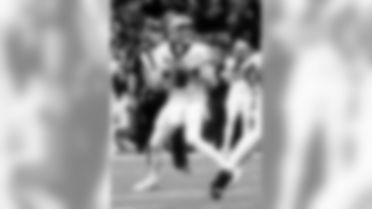The New Orleans Saints and Minnesota Vikings battle it out in the Wild Card matchup at the Mercedes-Benz Superdome.