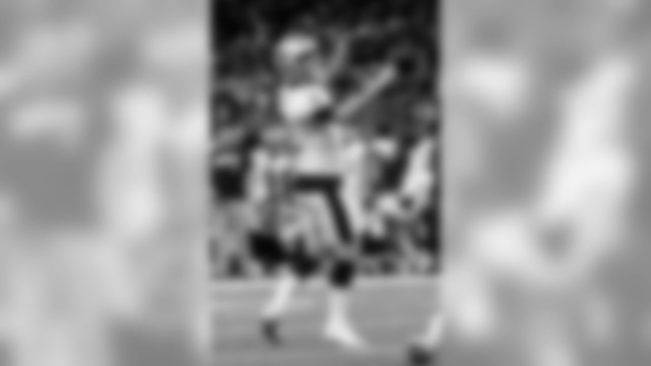 2019 Saints Pre Season
Vikings 35 Saints 24 (L)
2019 New Orleans Saints
All Images Copyright Michael C. Hebert