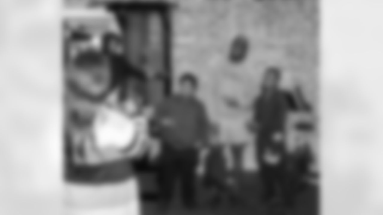 The New Orleans Saints tight end Juwan Johnson and center Erik McCoy teamed up with Tabasco to teach kids at Son of a Saint how to prepare holiday meals. The event was held at Son of a Saint's new building on Tuesday November 22, 2022.