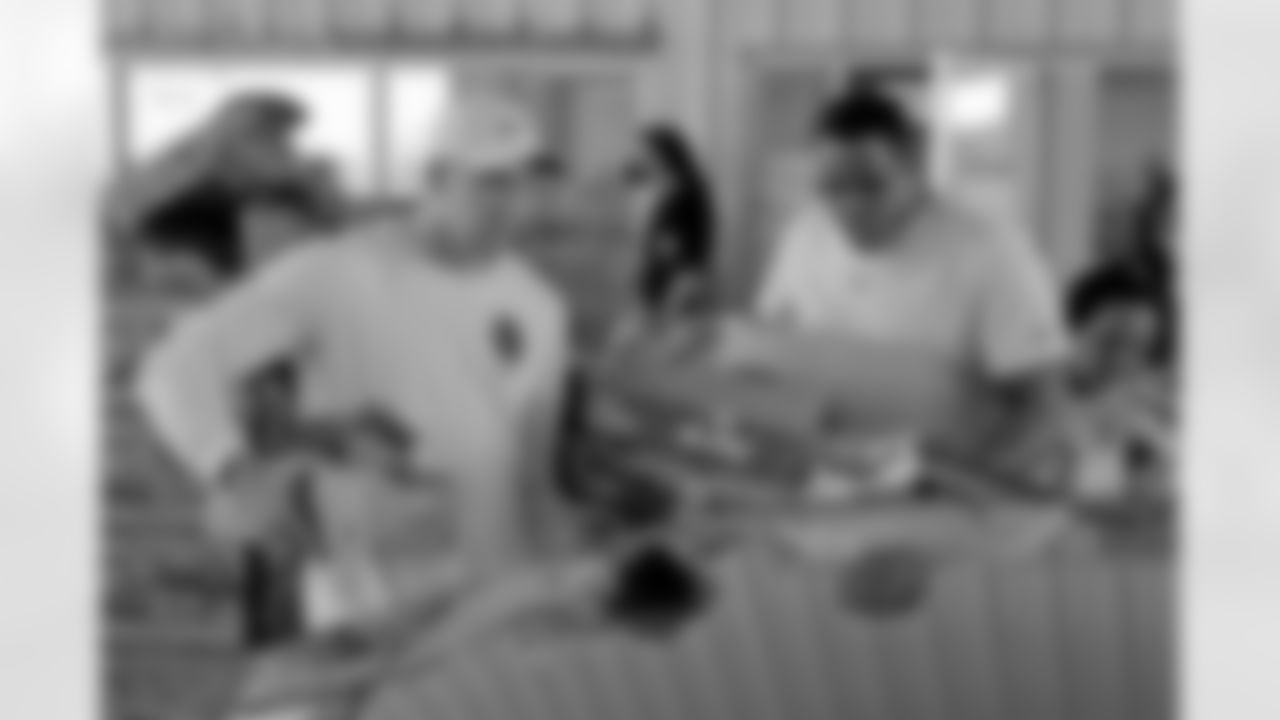 New Orleans Saints safety Tyrann Mathieu and teammates Cam Jordan, Kaden Elliss, Jordan Jackson, and D'Marco Jackson handed out Thanksgiving turkeys and additional food items with Giving Hope New Orleans on Tuesday, November 8 2022.