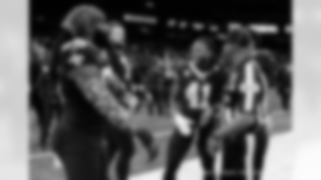 Check out the team arrivals and preparations from the New Orleans Saints ahead for their Week 15 matchup against the Atlanta Falcons.