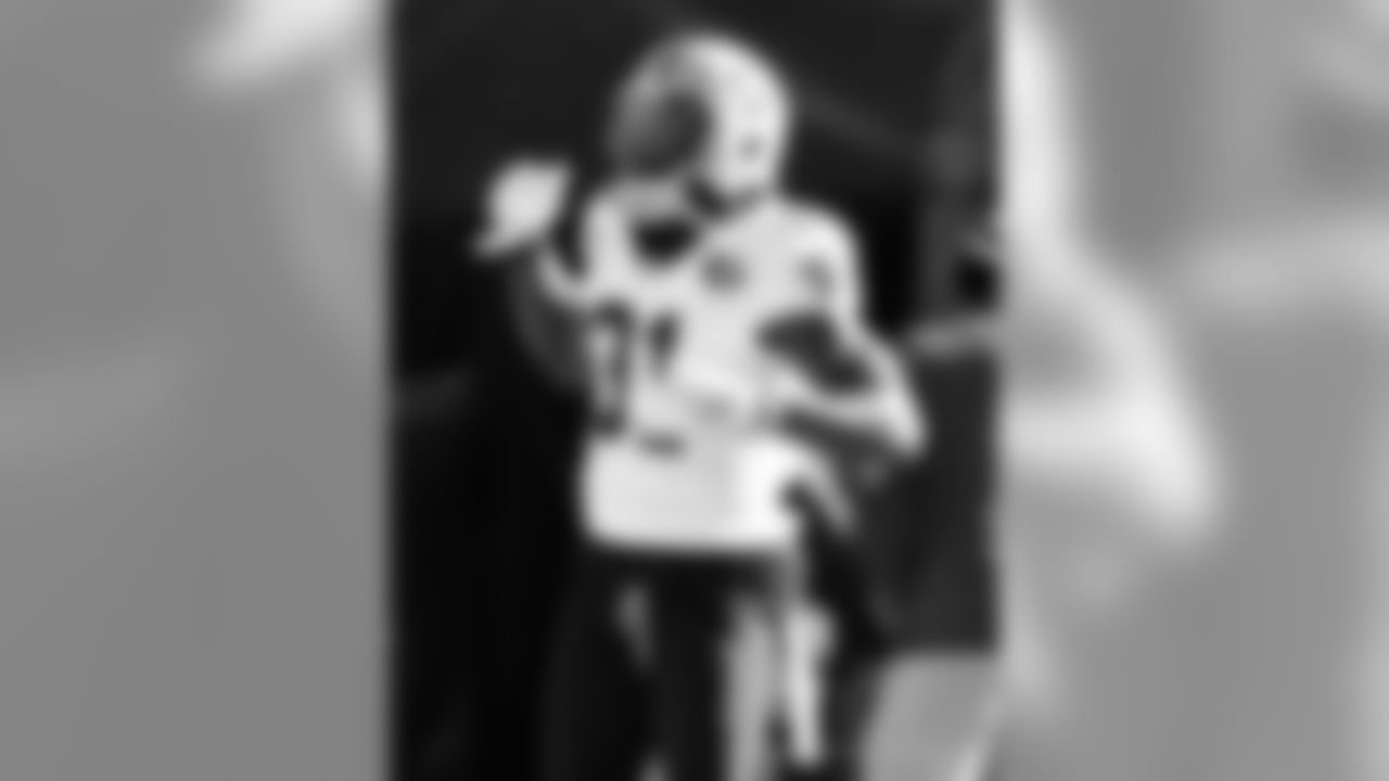 Gallery-Reg-Wk7-Saints-Ravens-Pregame-B-102118-023