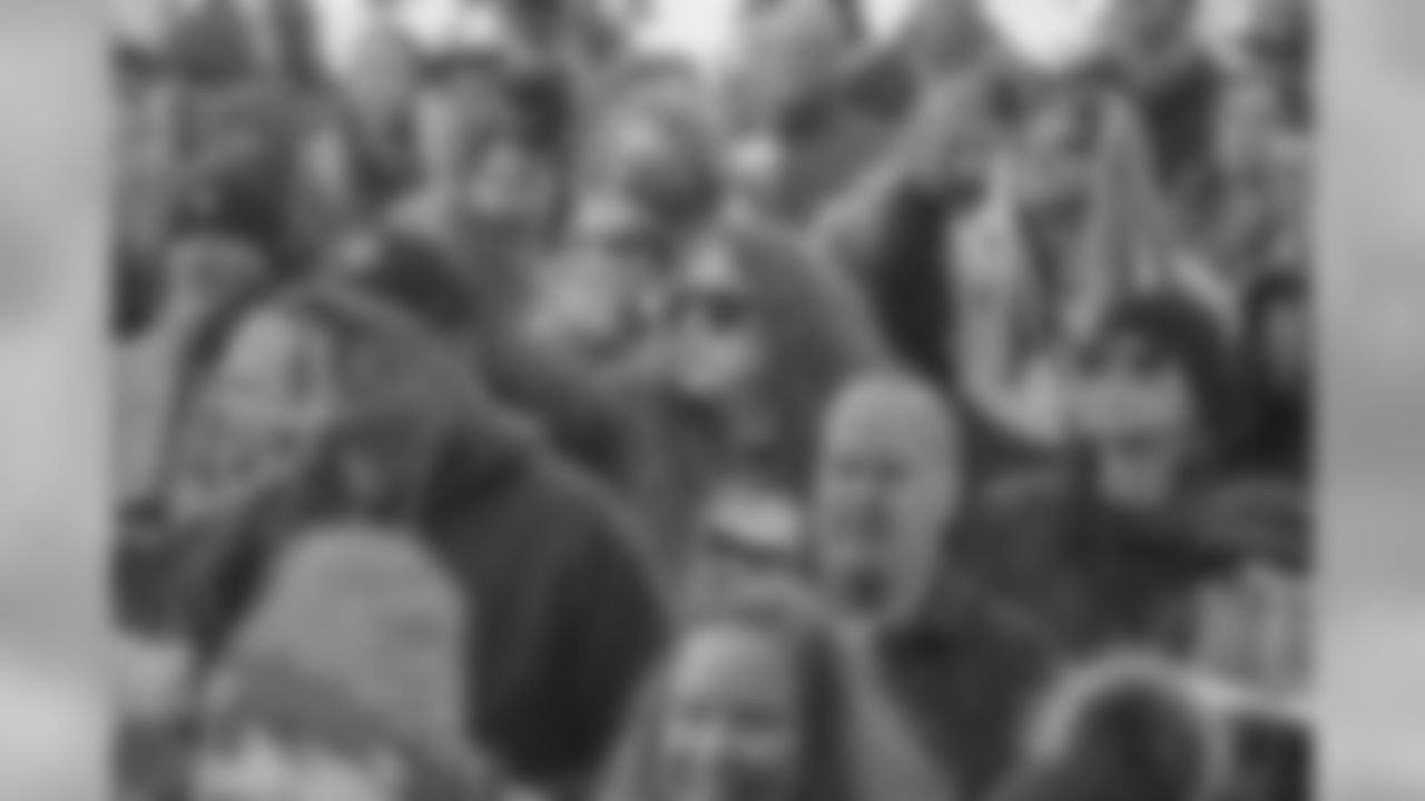 Gallery-fans-2560-14400558
