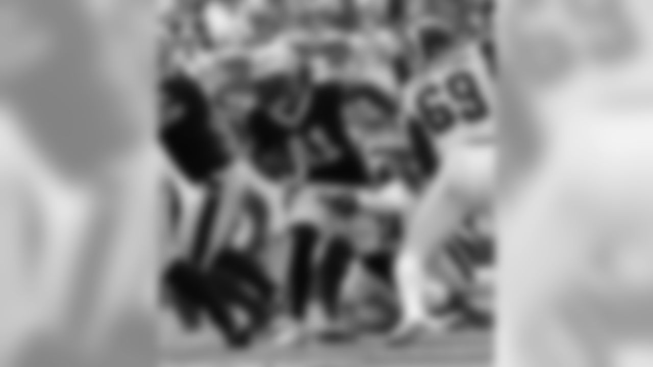 RAMS 27 - SAINTS 9 (L) 1-0
2019 New Orleans Saints
All Images Copyright Michael C. Hebert