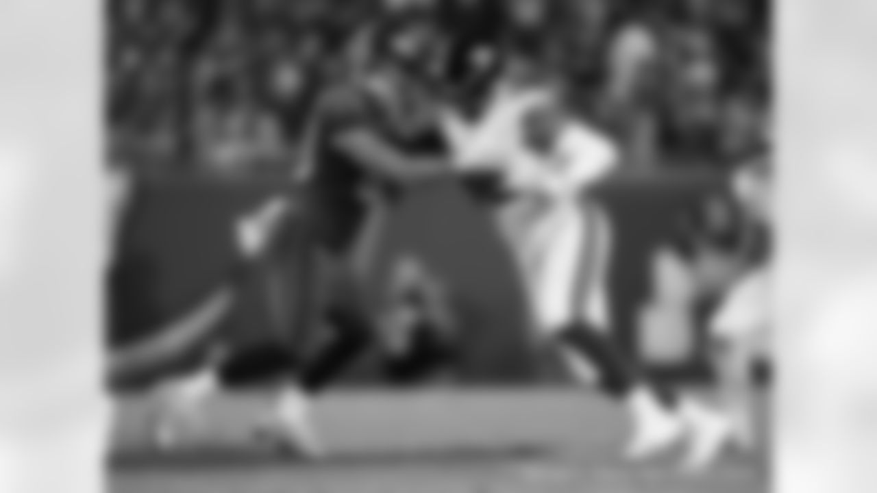 New Orleans Saints players in action during their 2022 Week 13 game against the Tampa Bay Buccaneers.