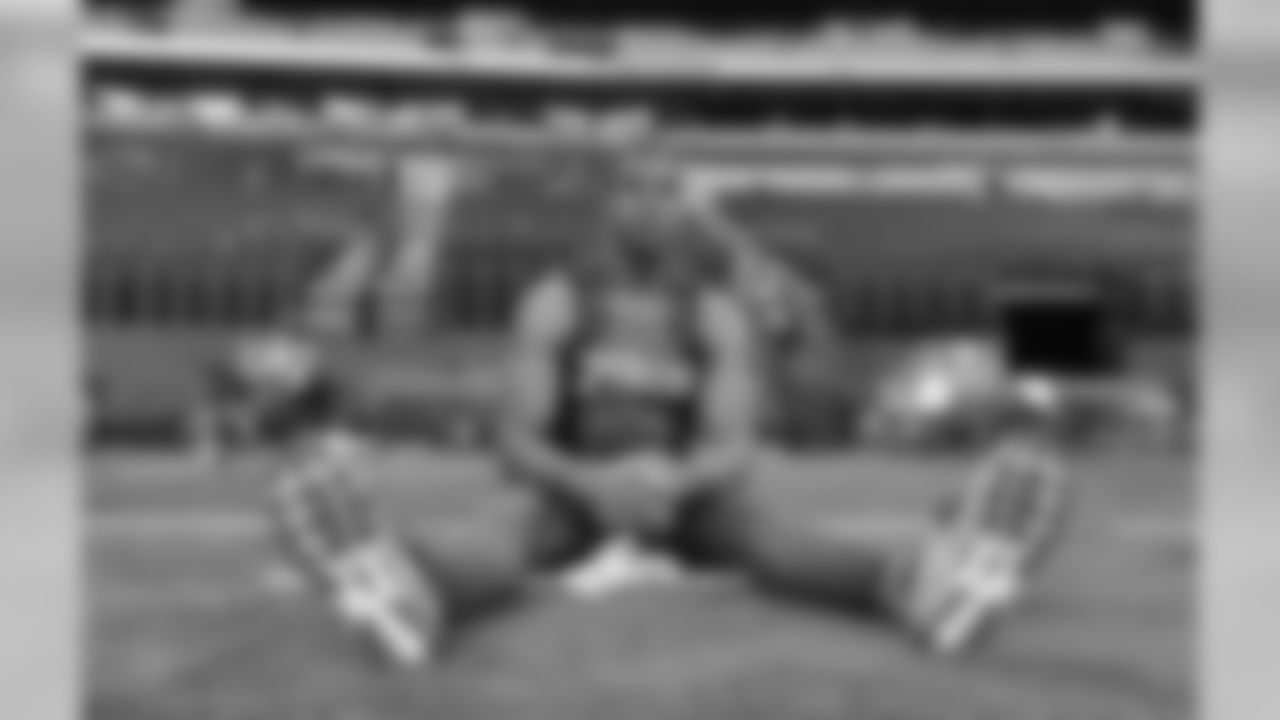 3. CB Byron Jones, Connecicut - 3.94 sec