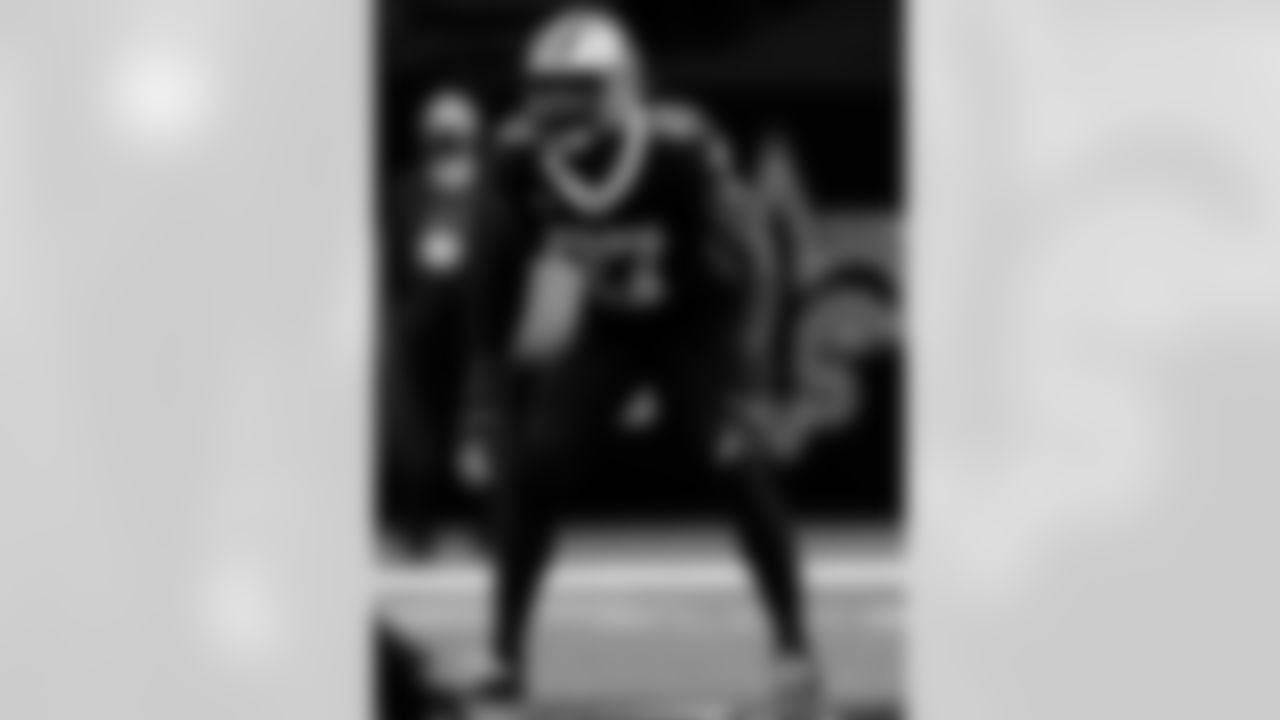 Game action photos from the New Orleans Saints vs. Chicago Bears matchup in the Wild Card round of the 2020 NFL playoffs.