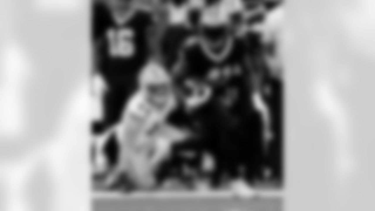 Game action photos from the New Orleans Saints vs. Green Bay Packers matchup in Week 3 of the 2020 NFL season.