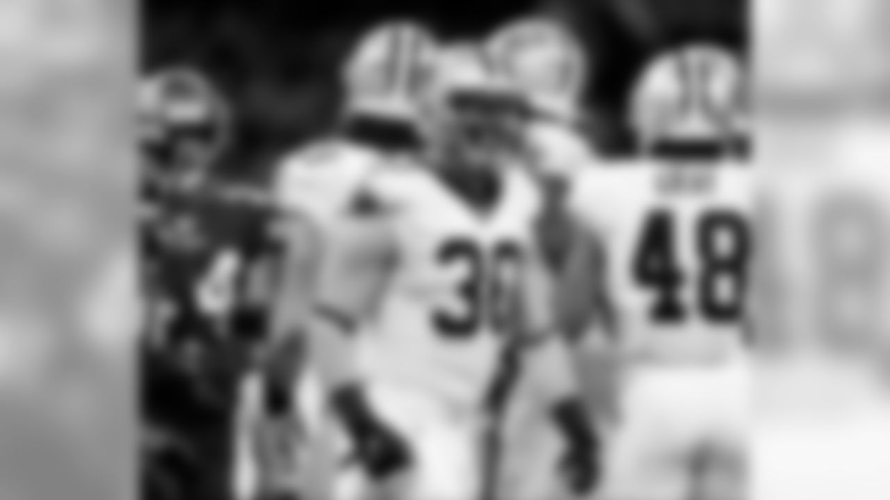 The New Orleans Saints and Minnesota Vikings battle it out in the Wild Card matchup at the Mercedes-Benz Superdome.