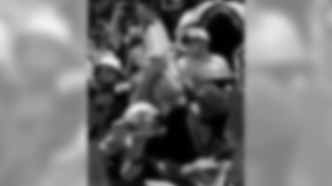 2019 New Orleans Saints - Vet Mini Camp
June 11th
All Images Copyright Michael C. Hebert