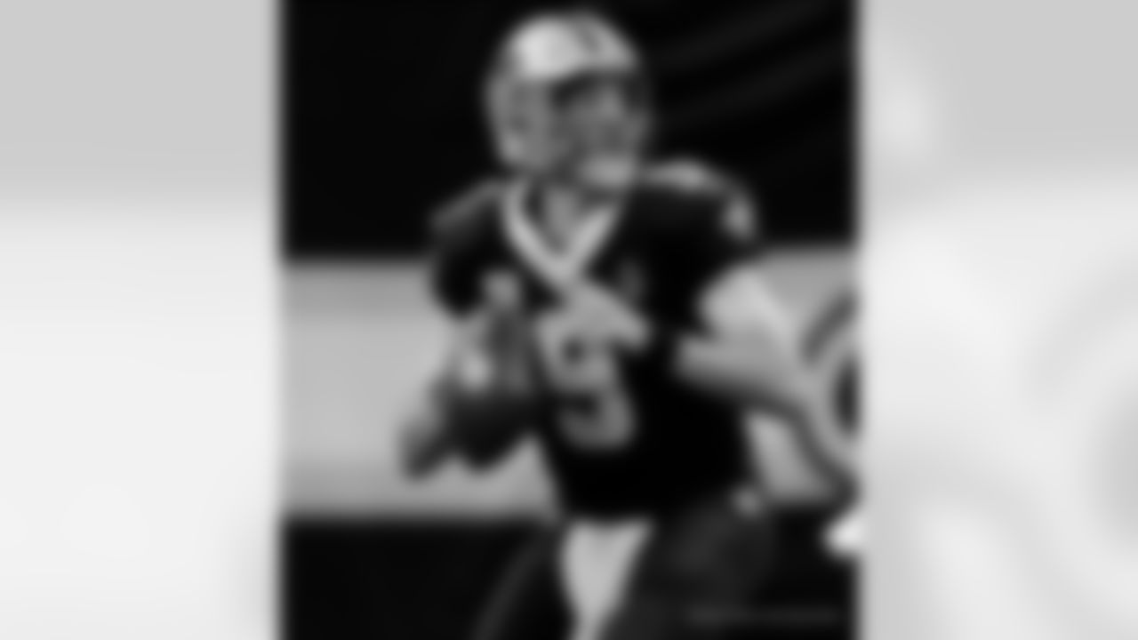 Game action photos from the New Orleans Saints vs. Los Angeles Chargers matchup in Week 5 of the 2020 NFL season.