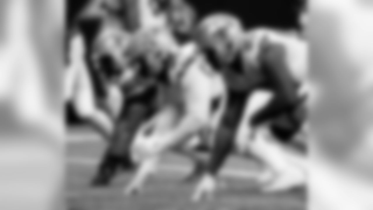 Game action photos from Thursday Night Football on Thanksgiving night 2019 as the New Orleans Saints defeated the Atlanta Falcons in week 13 at Mercedes-Benz Stadium.