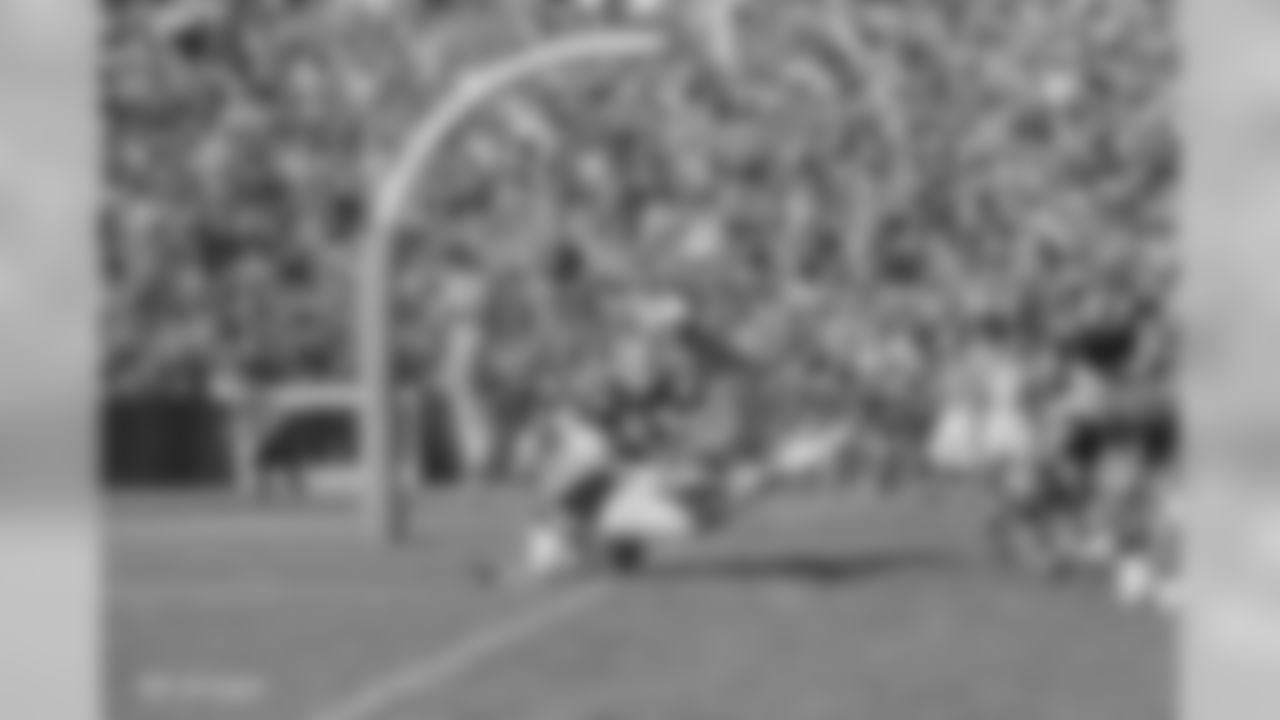 Saints vs Rams Historical Photo Gallery
