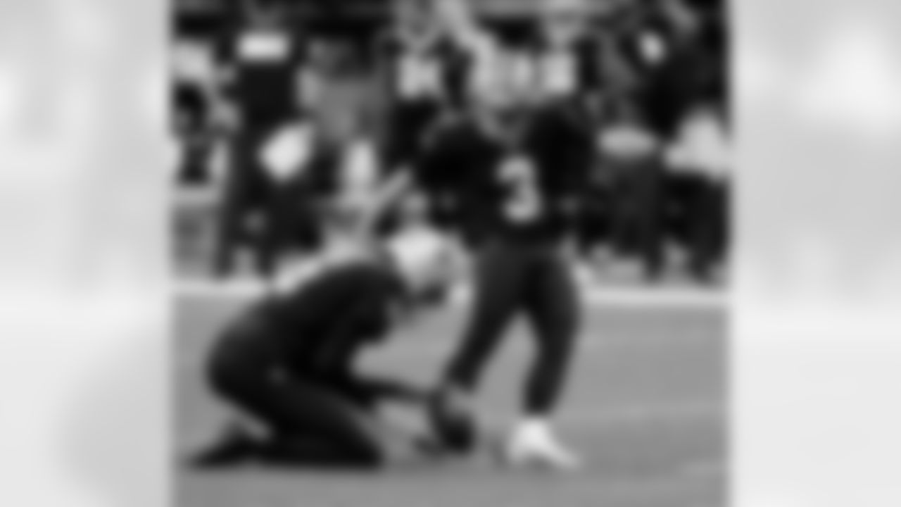 Game action photos from the New Orleans Saints vs. Los Angeles Chargers matchup in Week 5 of the 2020 NFL season.