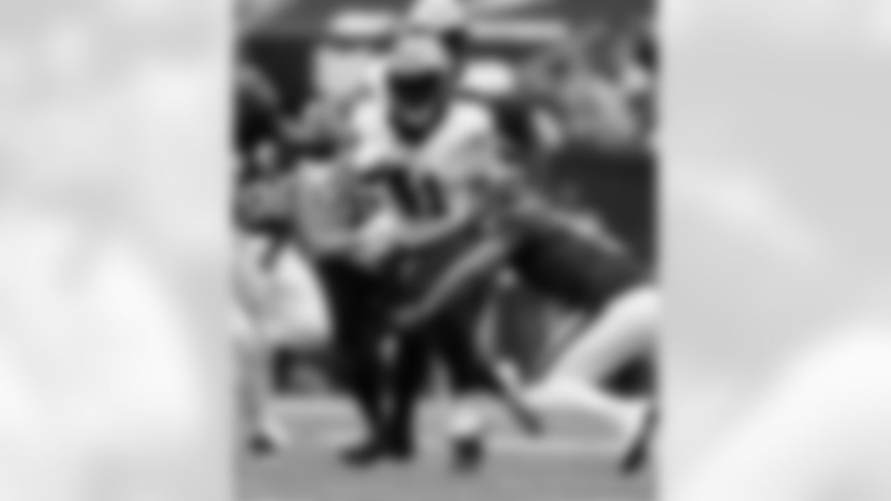 Check out the game action shots from the New Orleans Saints game against the Houston Texans in Week 6 of the 2023 NFL season.