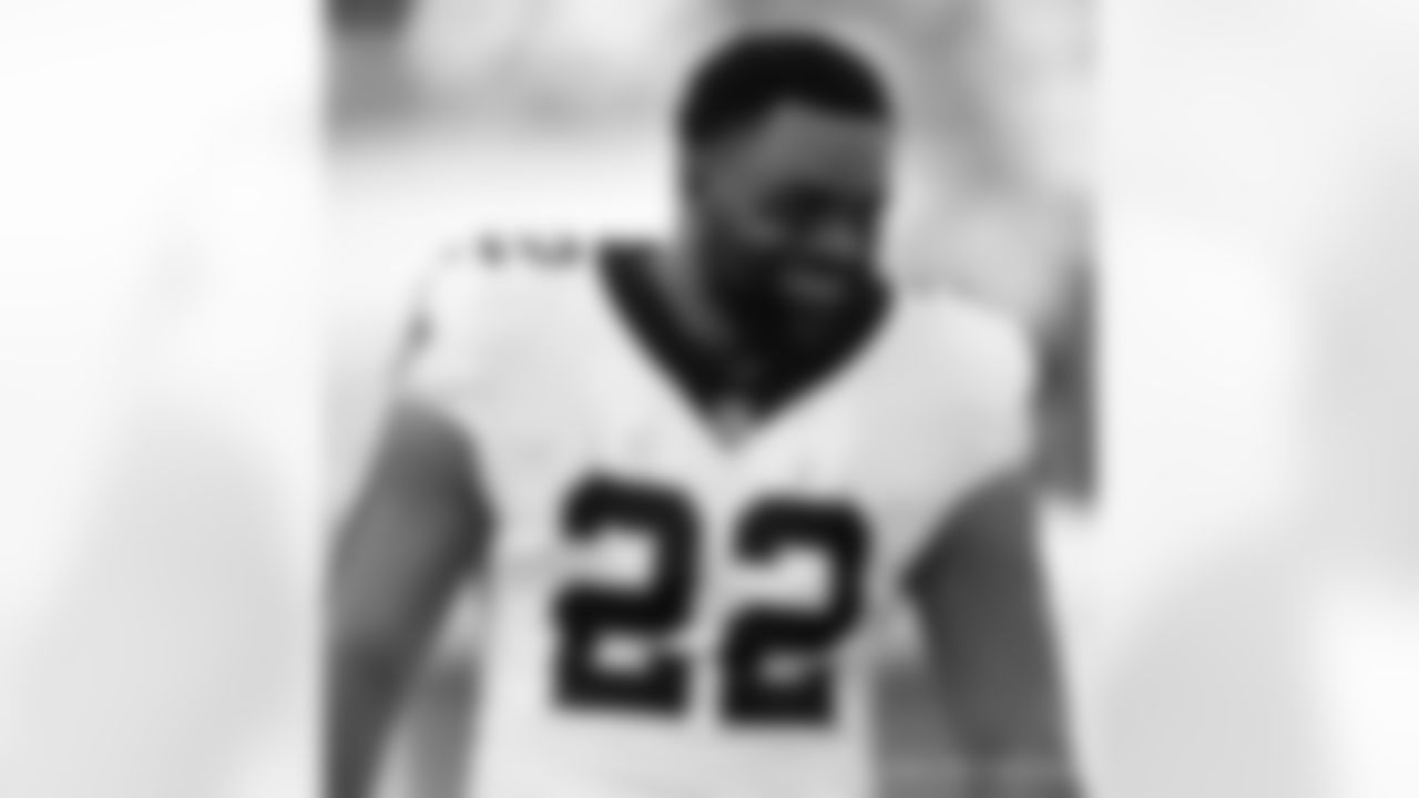 Check out the team arrivals and preparations from the New Orleans Saints ahead for their Week 12 matchup against the San Francisco 49ers.