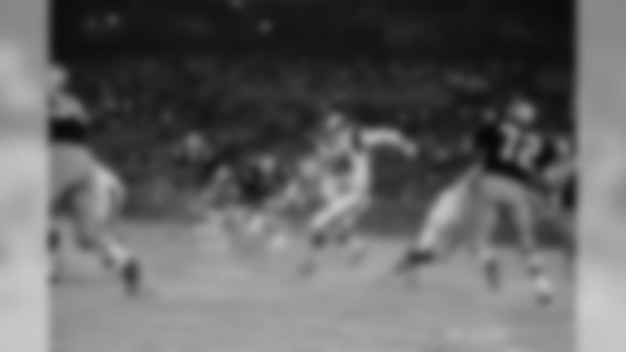 Saints vs Rams Historical Photo Gallery