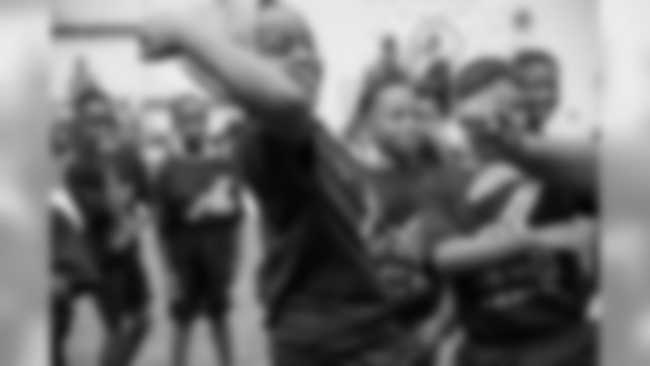 Gallery-AlvinKamara-Camp-060119_019
