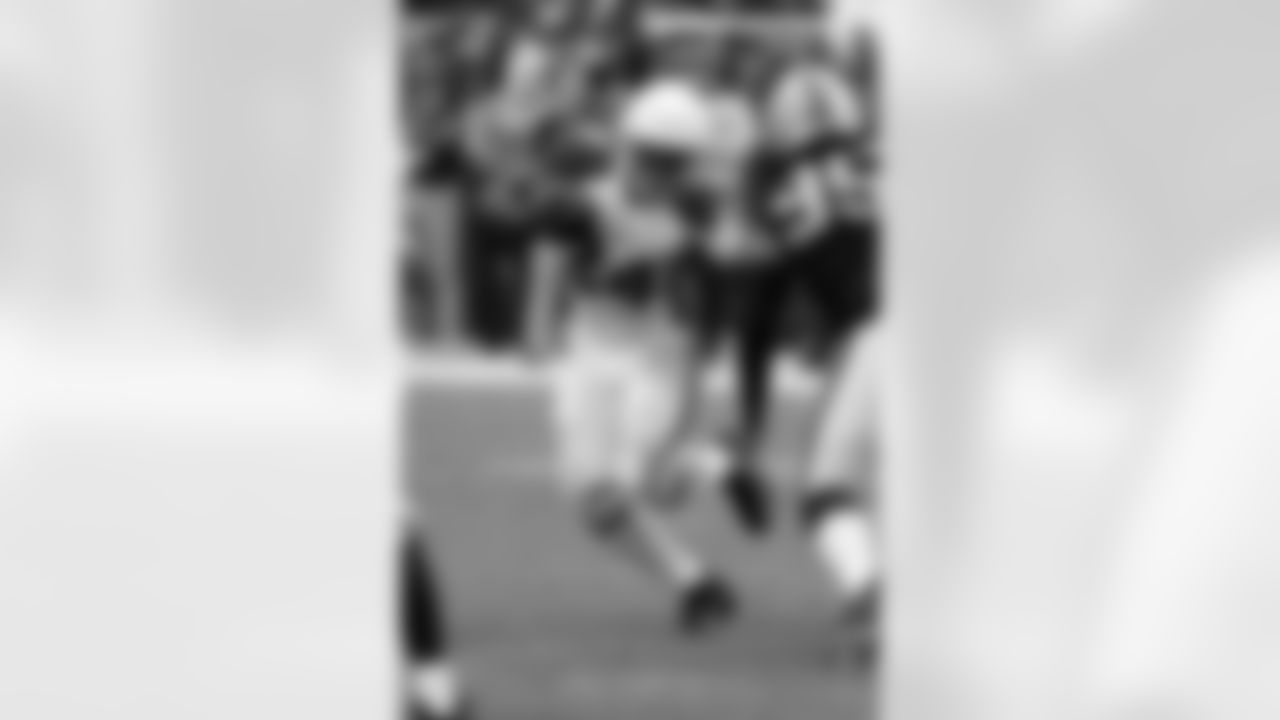 New Orleans Saints announced that they have signed running back Darrel Williams on Tuesday, August 15, 2023. Check out Darrel in action with the Arizona Cardinals and Kansas City Chiefs and during his NFL career.