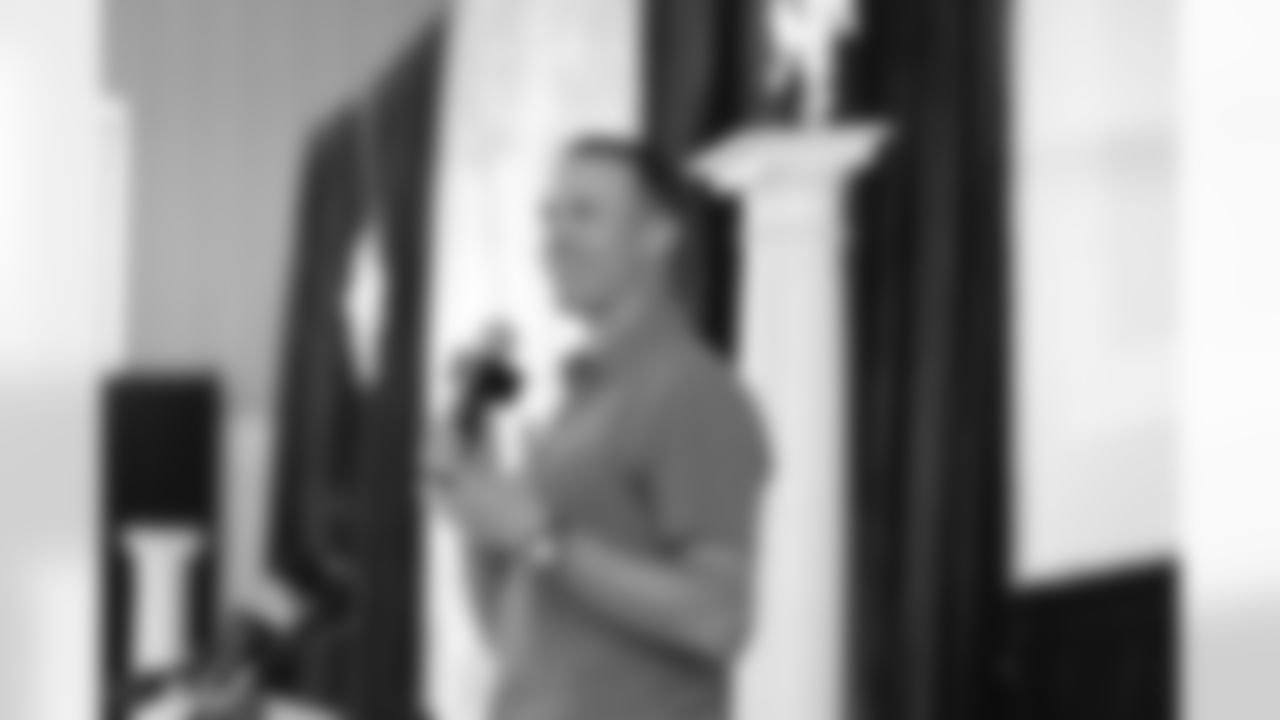 Demario Davis' Demoted Dreamers Foundation hosted a luncheon on Friday, June 3, 2022 that included talks from both Demario and Saints legend Drew Brees.